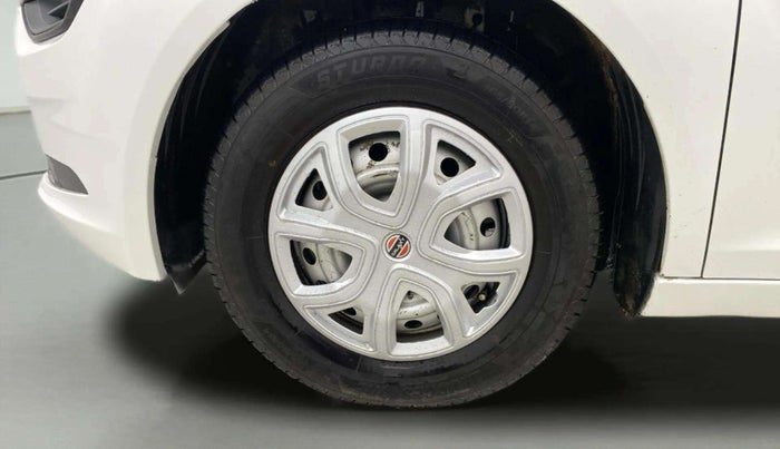 2020 Tata ALTROZ XE PETROL, CNG, Manual, 70,228 km, Left Front Wheel