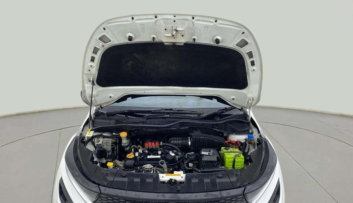 2020 Tata ALTROZ XE PETROL, CNG, Manual, 70,228 km, Open Bonet