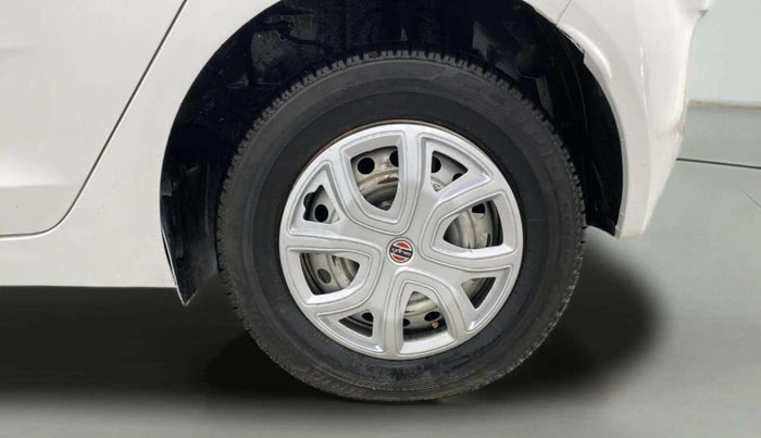 2020 Tata ALTROZ XE PETROL, CNG, Manual, 70,228 km, Left Rear Wheel