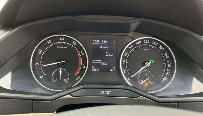 2017 Skoda Superb STYLE 1.8 TSI AT, Petrol, Automatic, 62,326 km, Odometer Image
