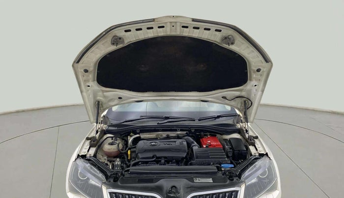 2017 Skoda Superb STYLE 1.8 TSI AT, Petrol, Automatic, 62,326 km, Open Bonet