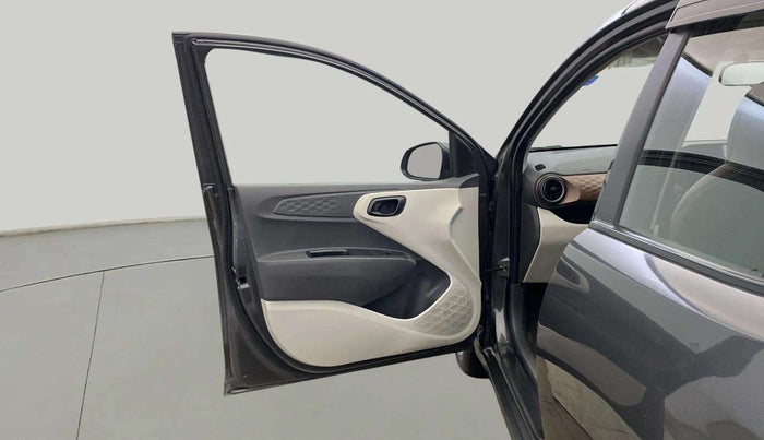 2022 Hyundai AURA S 1.2 CNG, CNG, Manual, 78,693 km, LHS Front Door
