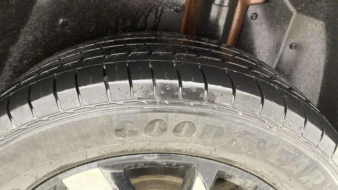 2020 MG HECTOR PLUS SHARP 1.5 PETROL TURBO DCT 6-STR, Petrol, Automatic, 15,665 km, Left Rear Tyre Tread