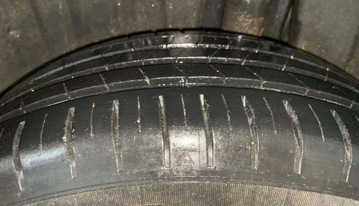 2022 Maruti Baleno ALPHA 1.2 AGS, Petrol, Automatic, 45,257 km, Left Rear Tyre Tread