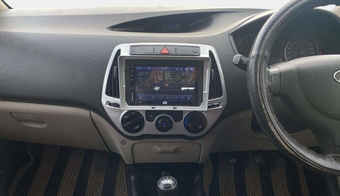 2012 Hyundai i20 MAGNA 1.2, Petrol, Manual, 70,287 km, Air Conditioner