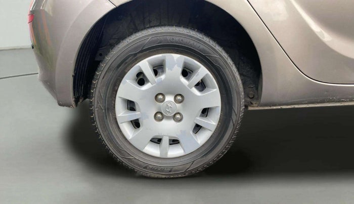 2012 Hyundai i20 MAGNA 1.2, Petrol, Manual, 70,287 km, Right Rear Wheel