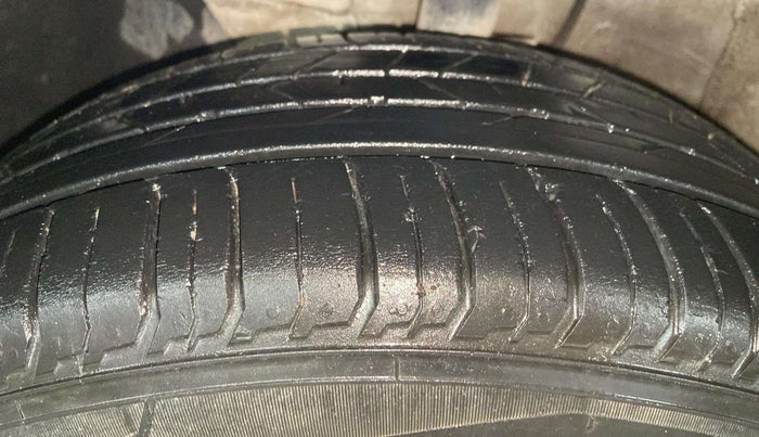 2023 Hyundai NEW I20 Sportz 1.2 IVT, Petrol, Automatic, 13,310 km, Left Front Tyre Tread