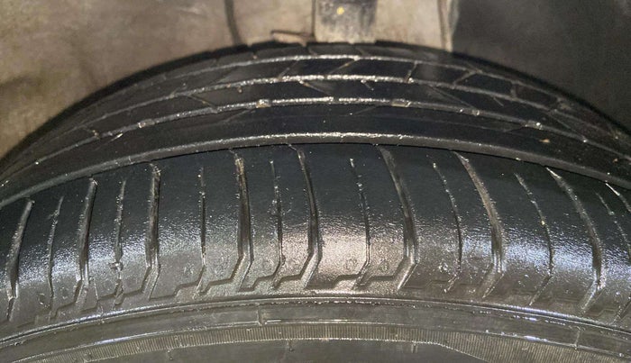 2023 Hyundai NEW I20 Sportz 1.2 IVT, Petrol, Automatic, 13,310 km, Right Front Tyre Tread