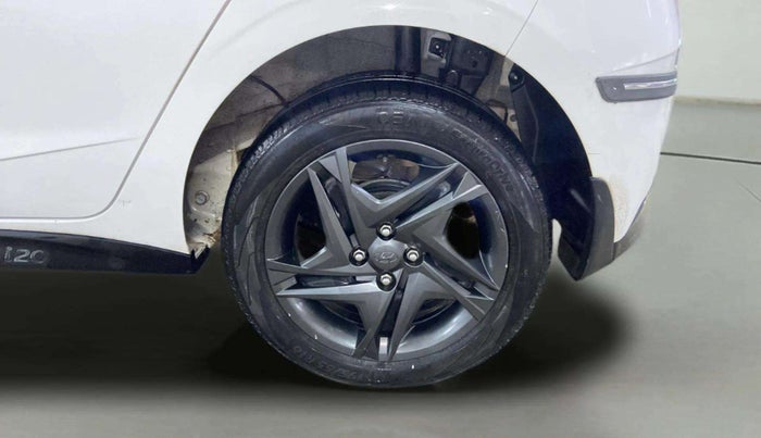 2023 Hyundai NEW I20 Sportz 1.2 IVT, Petrol, Automatic, 13,310 km, Left Rear Wheel