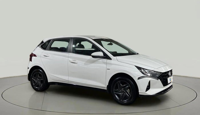 2023 Hyundai NEW I20 Sportz 1.2 IVT, Petrol, Automatic, 13,310 km, Right Front Diagonal