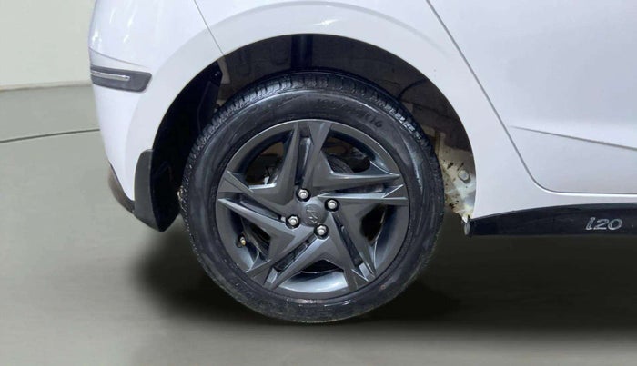 2023 Hyundai NEW I20 Sportz 1.2 IVT, Petrol, Automatic, 13,310 km, Right Rear Wheel