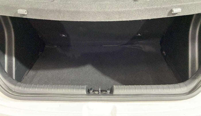2023 Hyundai NEW I20 Sportz 1.2 IVT, Petrol, Automatic, 13,310 km, Boot Inside