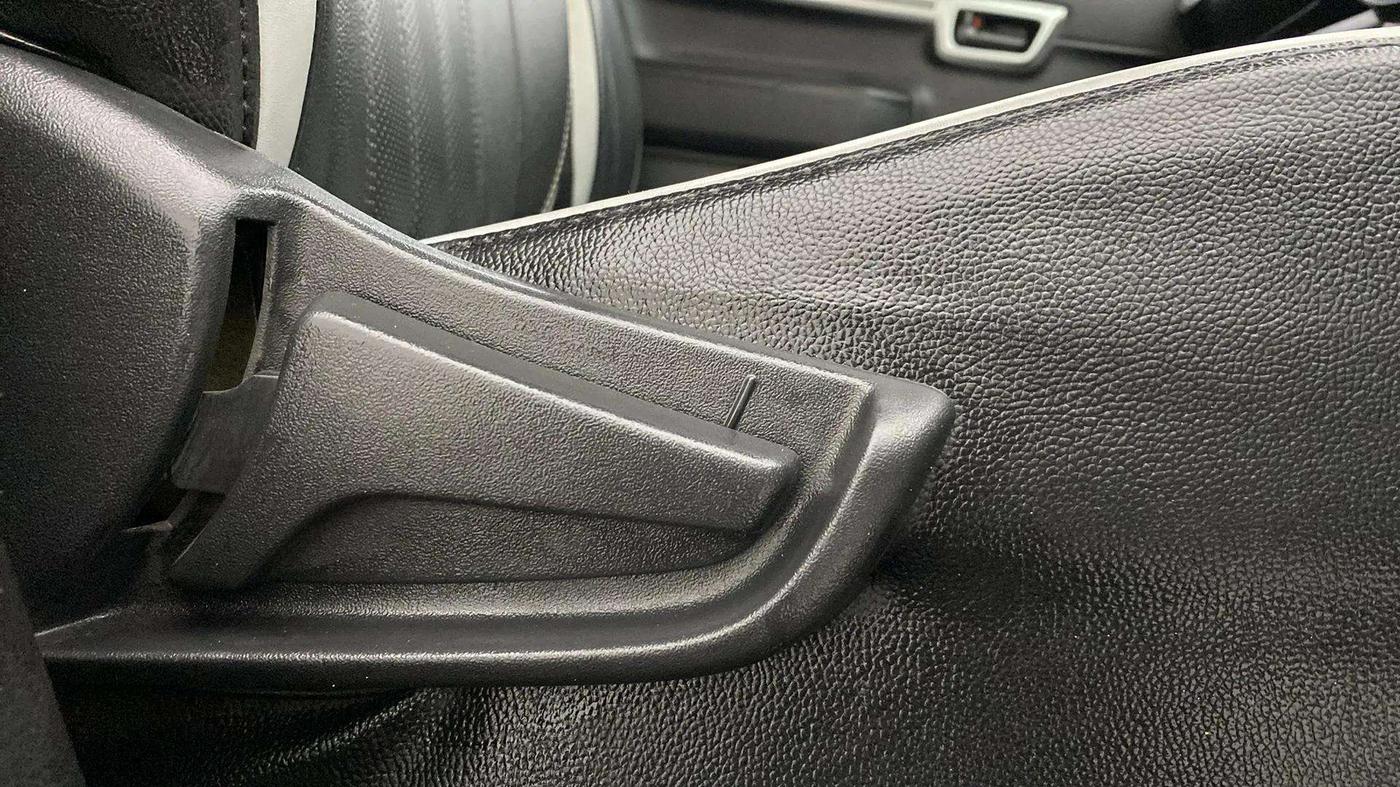 2019 Maruti S PRESSO VXI+, Petrol, Manual, 32,767 km, Driver Side Adjustment Panel