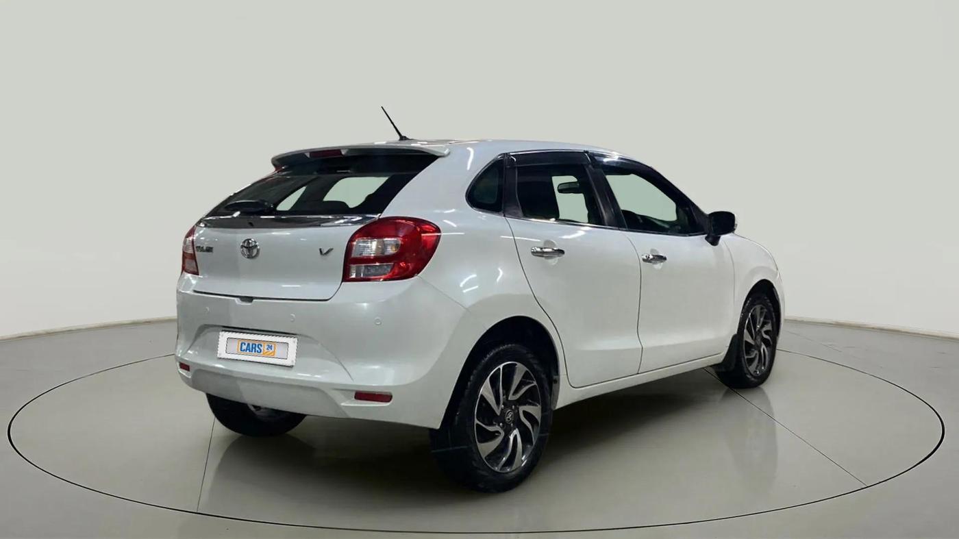 2020 Toyota Glanza V, Petrol, Manual, 79,829 km, Right Back Diagonal