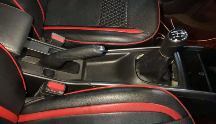 2020 Toyota Glanza V, Petrol, Manual, 79,829 km, Gear Lever