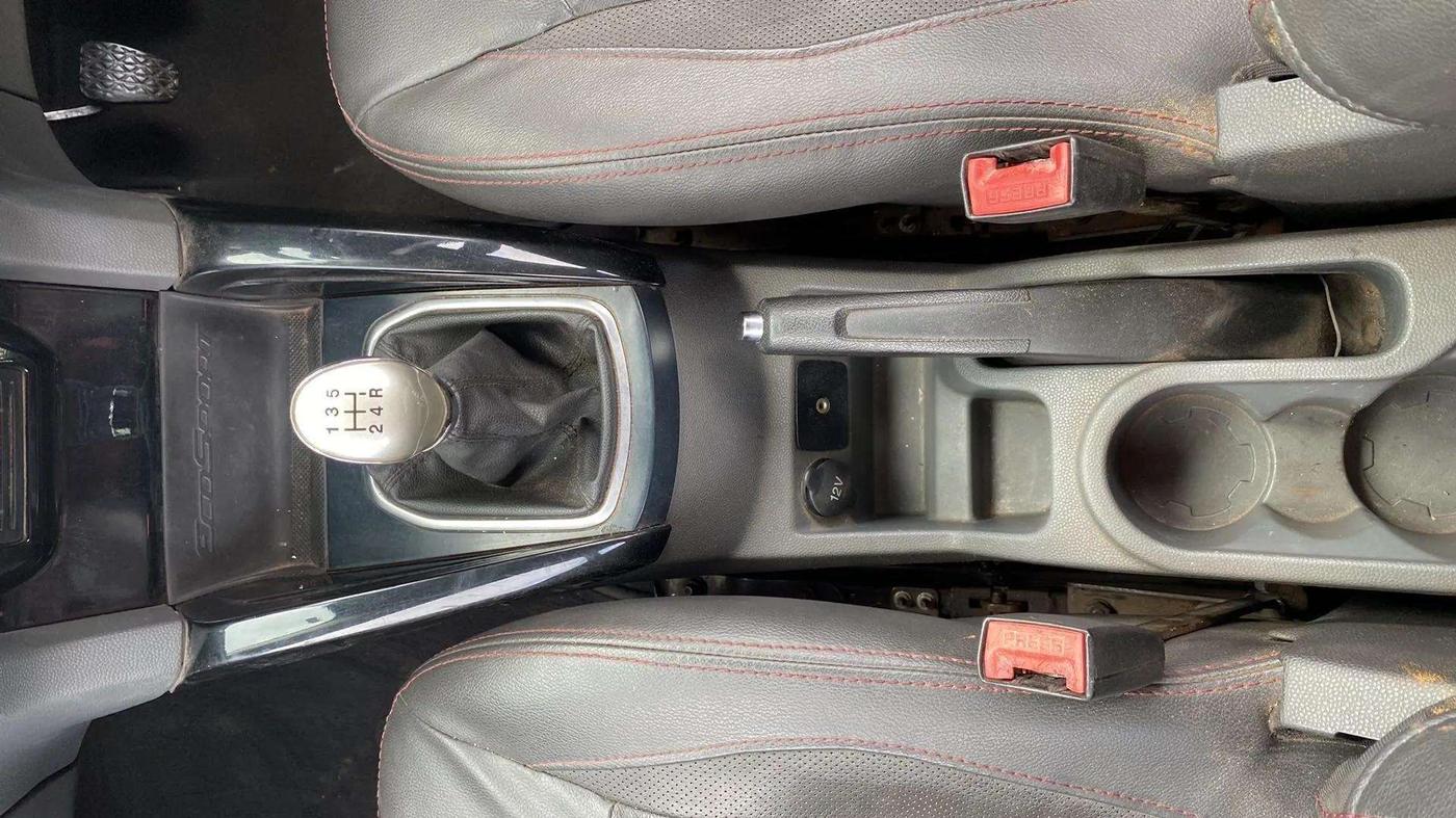 2017 Ford Ecosport TITANIUM+ 1.5L DIESEL, Diesel, Manual, 93,109 km, Gear Lever