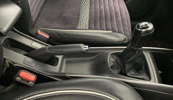 2019 Maruti Baleno ZETA PETROL 1.2, Petrol, Manual, 61,088 km, Gear Lever