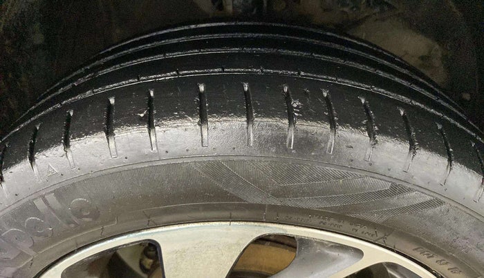 2019 Maruti Baleno ZETA PETROL 1.2, Petrol, Manual, 61,088 km, Right Front Tyre Tread