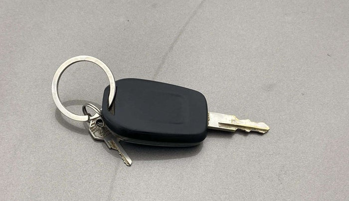 2016 Renault Kwid RXT 0.8, Petrol, Manual, 19,273 km, Key Close Up