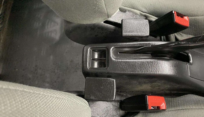 2021 Maruti Eeco 5 STR AC (O), Petrol, Manual, 10,422 km, Driver Side Adjustment Panel
