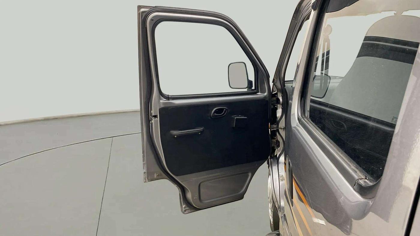 2021 Maruti Eeco 5 STR AC (O), Petrol, Manual, 10,422 km, LHS Front Door
