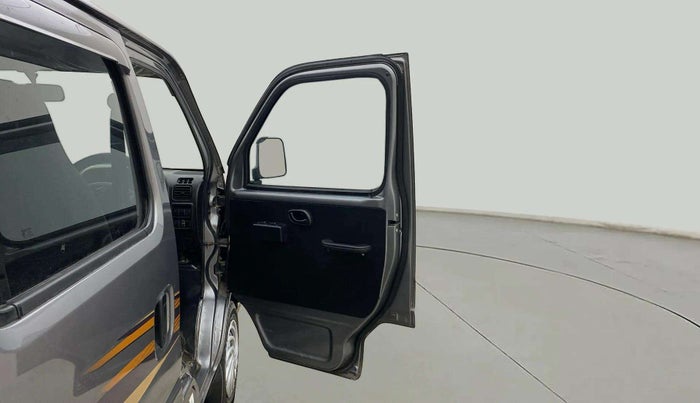 2021 Maruti Eeco 5 STR AC (O), Petrol, Manual, 10,422 km, RHS Front Door