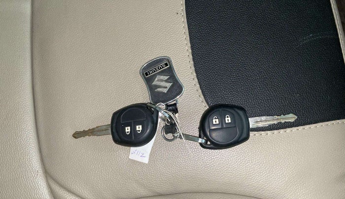 2016 Maruti Ciaz VXI, Petrol, Manual, 55,949 km, Key Close Up