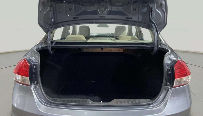 2016 Maruti Ciaz VXI, Petrol, Manual, 55,949 km, Boot Inside
