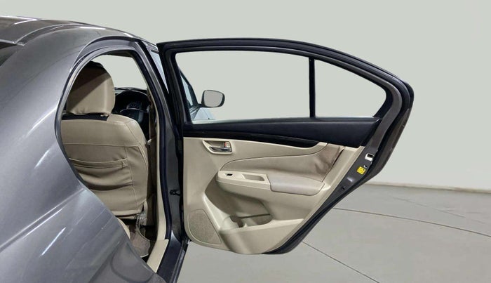 2016 Maruti Ciaz VXI, Petrol, Manual, 55,949 km, RHS Rear Door