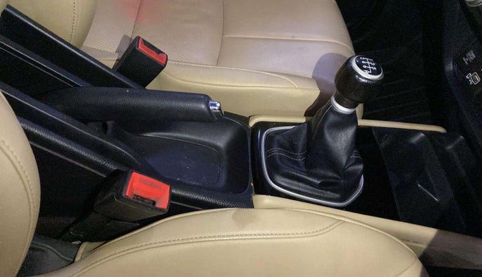 2023 Honda City 1.5L I-VTEC ZX, Petrol, Manual, 30,766 km, Gear Lever
