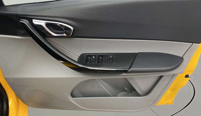 2020 Tata Tiago XZ PLUS PETROL, Petrol, Manual, 71,613 km, Driver Side Door Panels Control