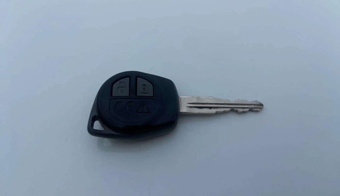2021 Maruti Baleno DELTA PETROL 1.2, Petrol, Manual, 27,592 km, Key Close Up