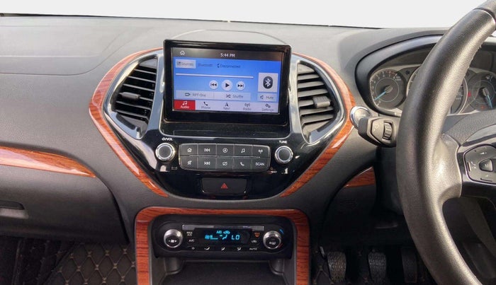 2020 Ford New Figo TITANIUM BLU 1.2 PETROL, Petrol, Manual, 44,105 km, Air Conditioner