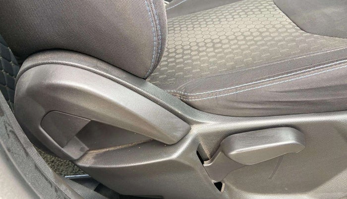 2020 Ford New Figo TITANIUM BLU 1.2 PETROL, Petrol, Manual, 44,105 km, Driver Side Adjustment Panel