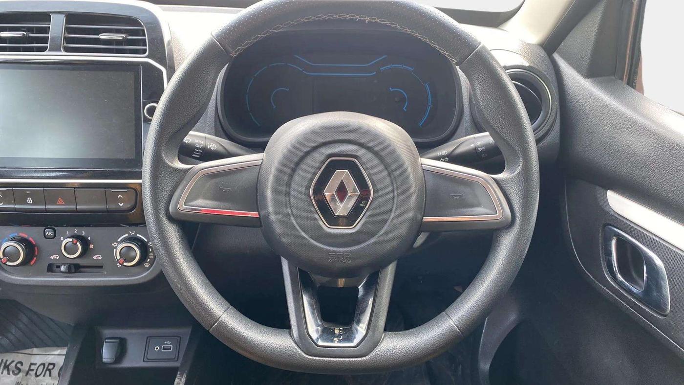 2022 Renault Kwid CLIMBER MT 1.0, Petrol, Manual, 39,812 km, Steering Wheel Close Up