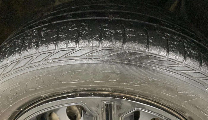 2020 Tata NEXON XMA PETROL, Petrol, Automatic, 81,191 km, Left Rear Tyre Tread