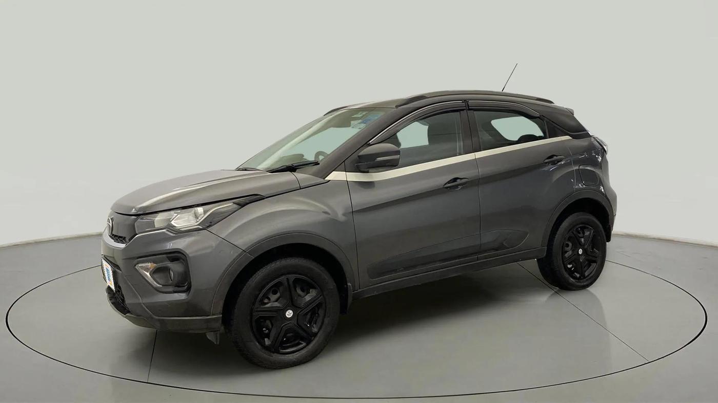 2020 Tata NEXON XMA PETROL, Petrol, Automatic, 81,191 km, Left Front Diagonal