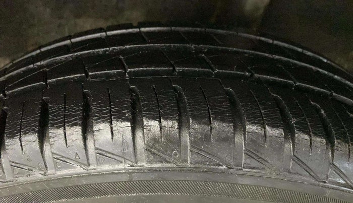 2021 Datsun Redi Go T, Petrol, Manual, 22,294 km, Left Rear Tyre Tread