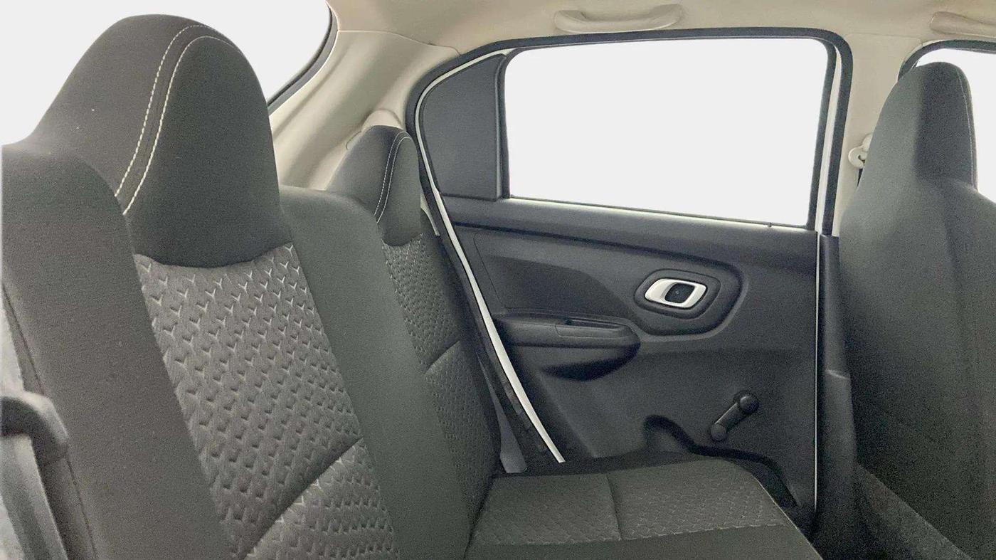 2020 Datsun Redi Go T, Petrol, Manual, 22,415 km, Right Side Rear Door Cabin