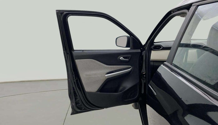 2023 Nissan MAGNITE XL, Petrol, Manual, 8,724 km, LHS Front Door
