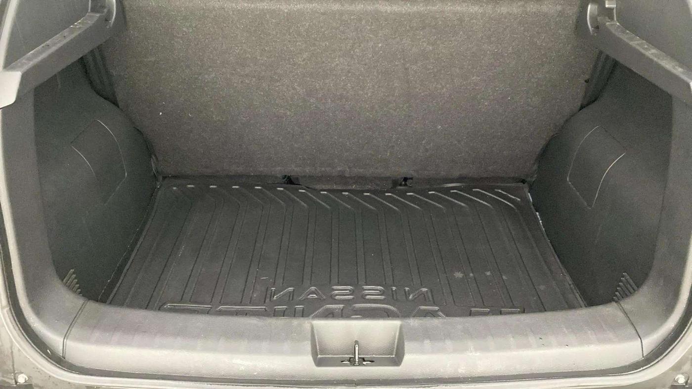 2023 Nissan MAGNITE XL, Petrol, Manual, 8,724 km, Boot Inside