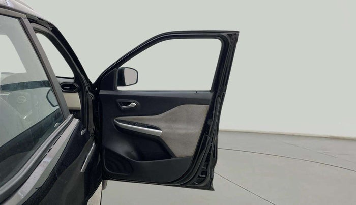 2023 Nissan MAGNITE XL, Petrol, Manual, 8,724 km, RHS Front Door
