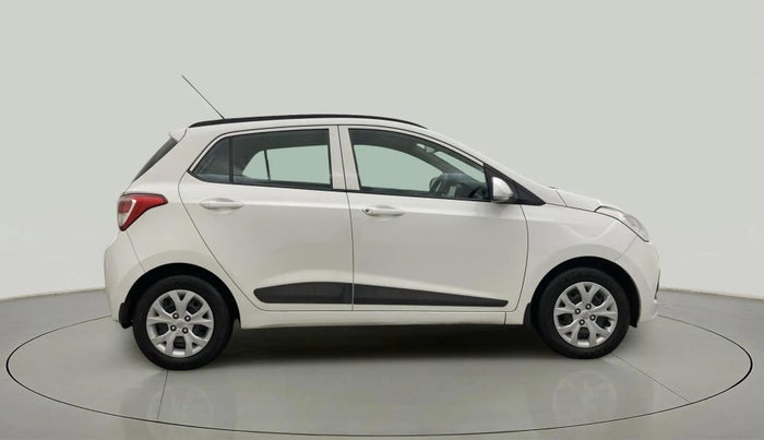 2016 Hyundai Grand i10 SPORTZ 1.2 KAPPA VTVT, Petrol, Manual, 71,085 km, Right Side View