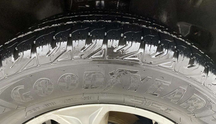 2019 Tata Harrier XZ 2.0L, Diesel, Manual, 86,281 km, Right Front Tyre Tread