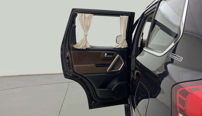2022 Mahindra SCORPIO-N Z8 L PETROL MT 7 STR, Petrol, Manual, 64,111 km, LHS Rear Door