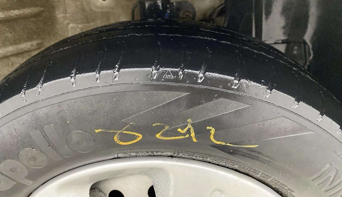 2019 Maruti New Wagon-R LXI CNG 1.0, CNG, Manual, 56,015 km, Right Front Tyre Tread