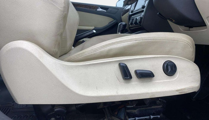 2015 Volkswagen Jetta HIGHLINE TDI AT, Diesel, Automatic, 93,460 km, Driver Side Adjustment Panel