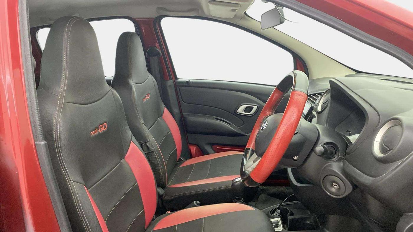2018 Datsun Redi Go S 1.0 AMT, Petrol, Automatic, 61,766 km, Right Side Front Door Cabin