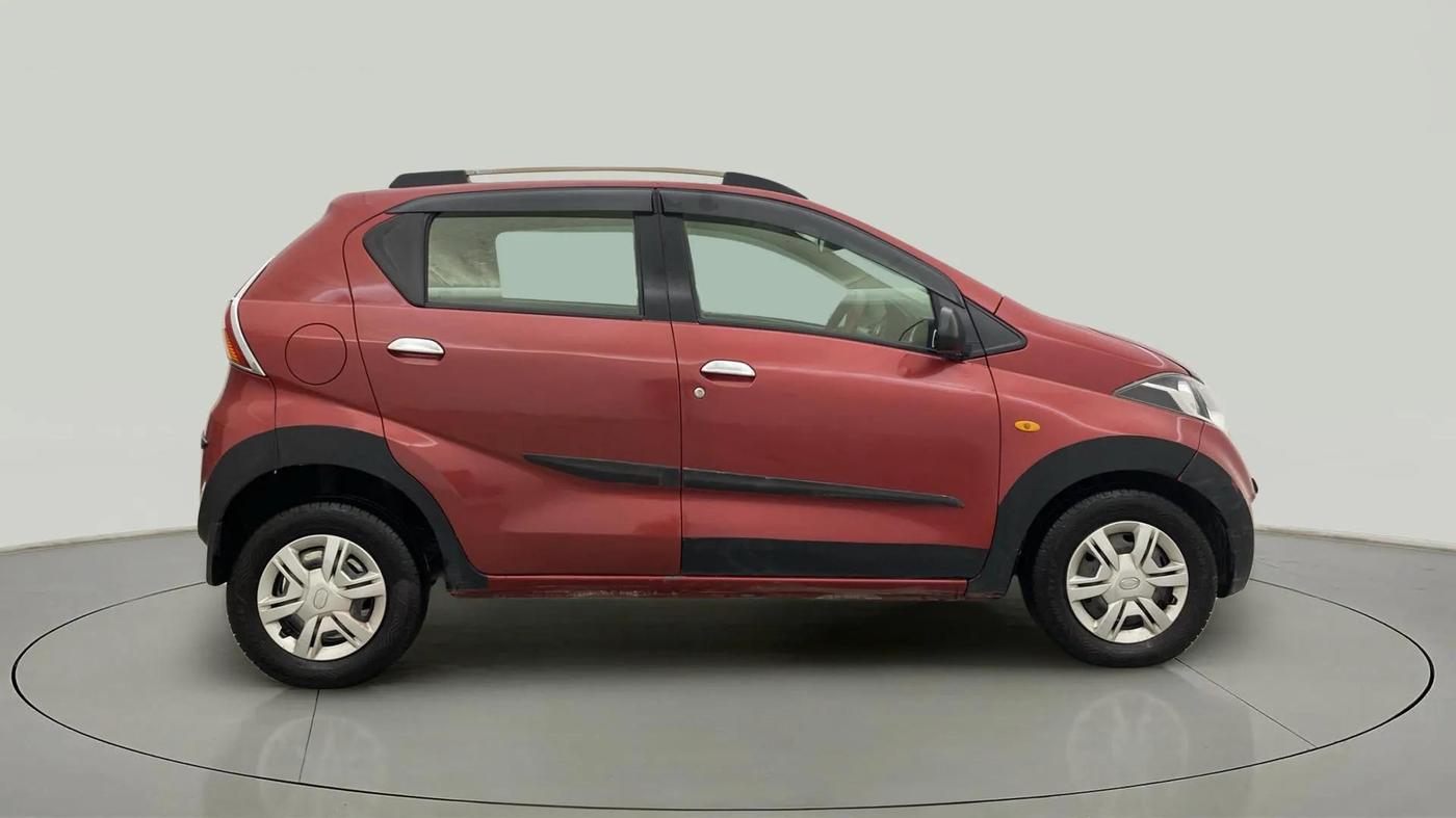 2018 Datsun Redi Go S 1.0 AMT, Petrol, Automatic, 61,766 km, Right Side View