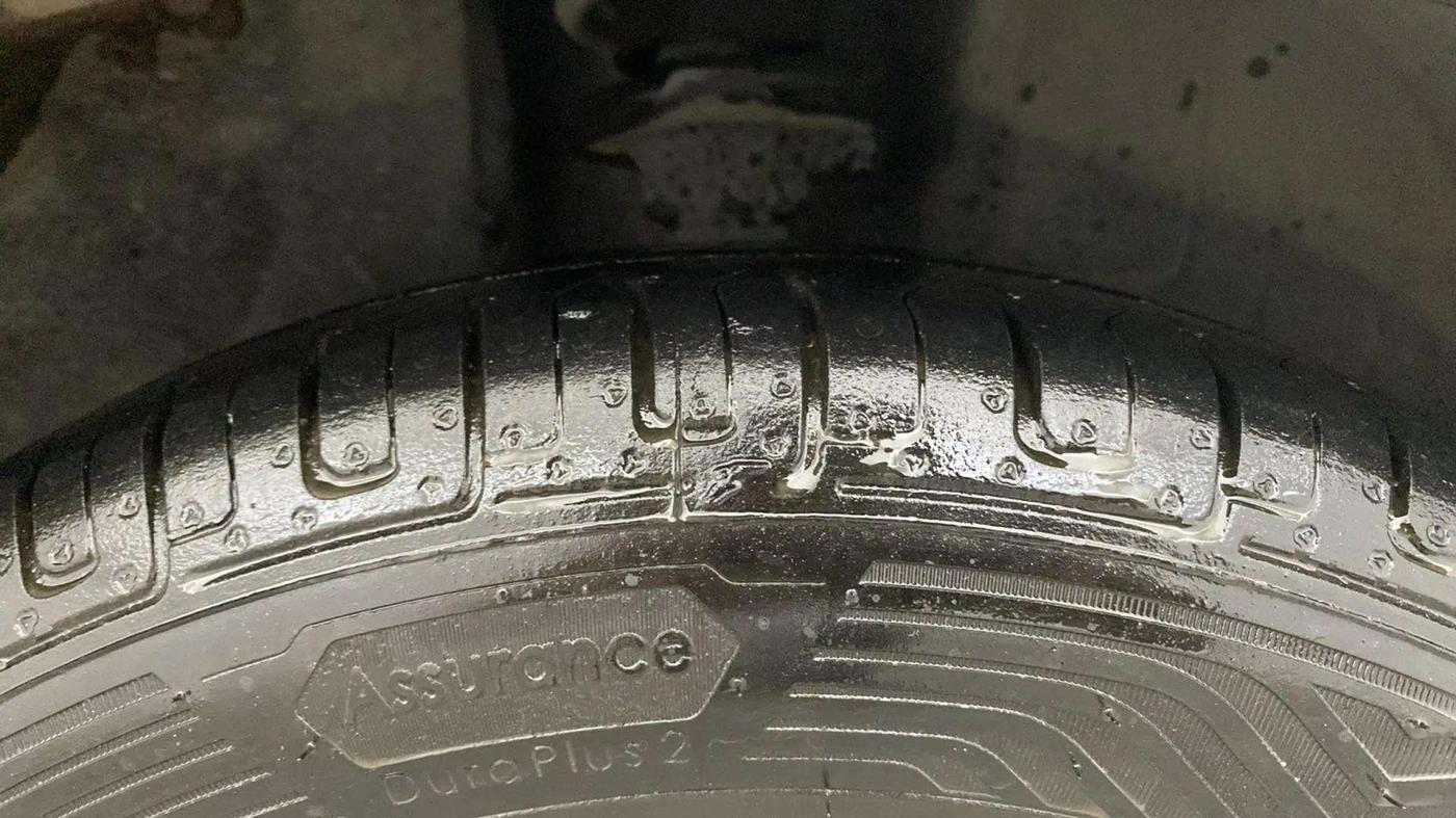 2018 Datsun Redi Go S 1.0 AMT, Petrol, Automatic, 61,766 km, Right Front Tyre Tread